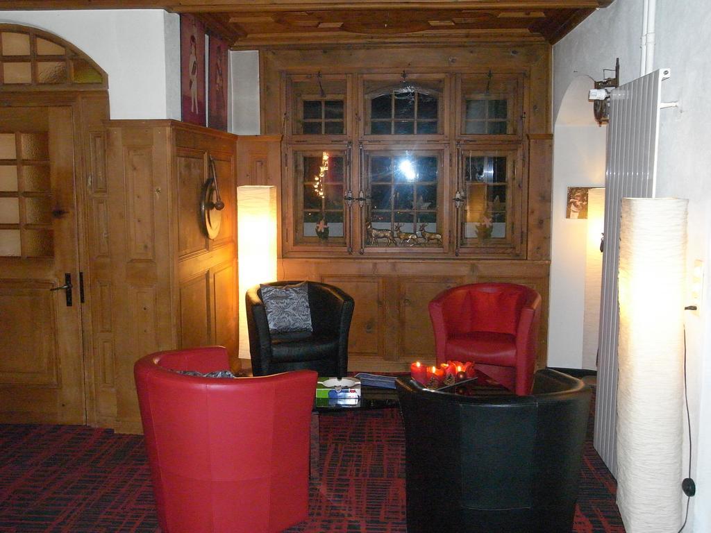 Chalet-Hotel Larix Davos Buitenkant foto