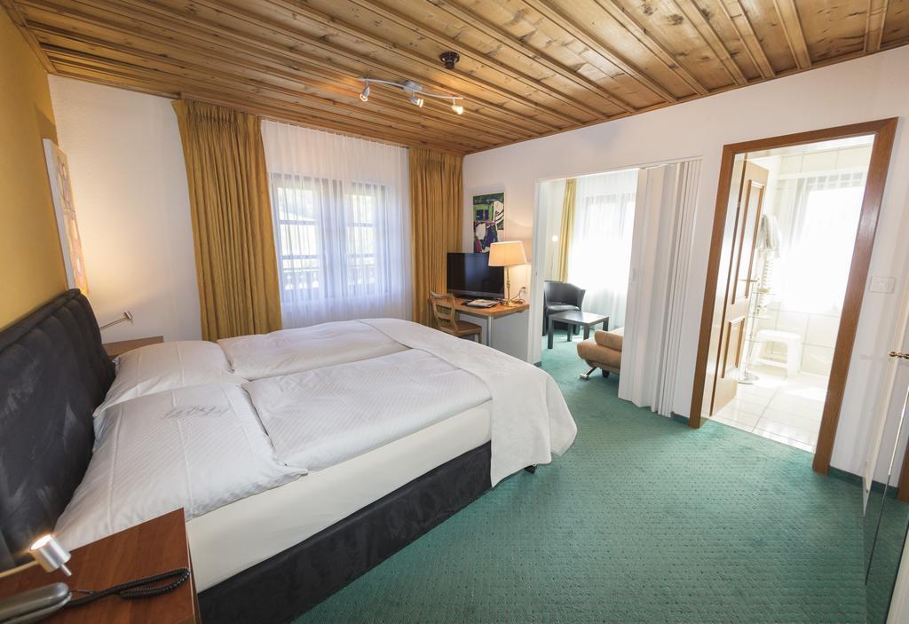 Chalet-Hotel Larix Davos Buitenkant foto
