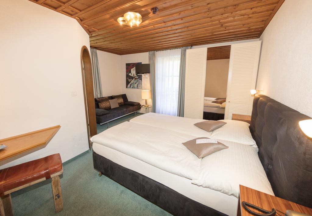 Chalet-Hotel Larix Davos Buitenkant foto